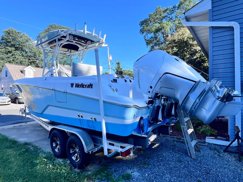 Slide: The Image of Wellcraft 262 Fisherman 2022 - 8