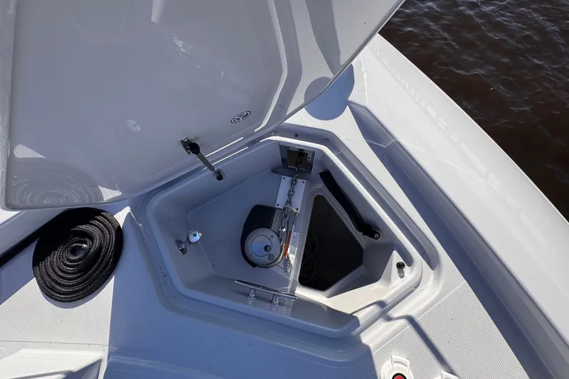 Slide: The Image of Cruisers Yachts 46 Cantius 2026 - 19