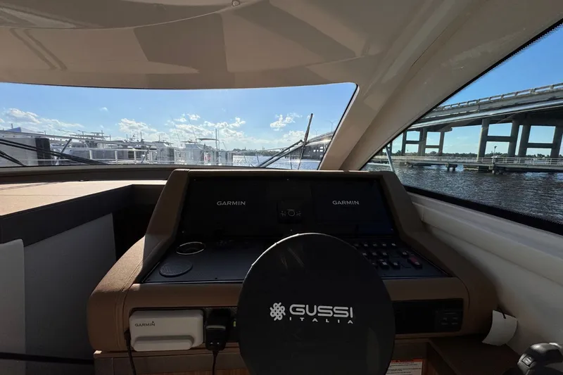 Slide: The Image of Cruisers Yachts 46 Cantius 2026 - 27