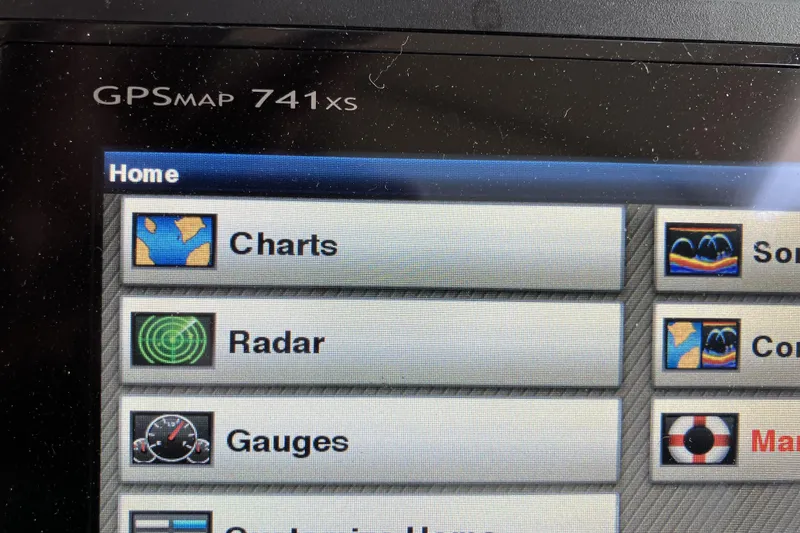 Slide: The Image of GPS map 741 XS - 24