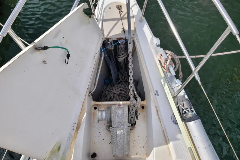 Slide: The Image of Sailboat deck of 1996 Beneteau First 42s7 moored at a dock. - 19