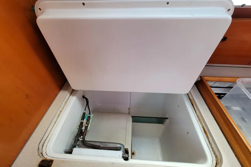 Slide: The Image of Spare Parts, filters, gaskets etc... - 67