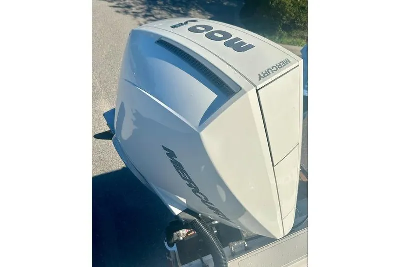 Slide: The Image of Mercury outboard motor on 2026 Ranger 2360 Bay boat, viewed from above. - 20