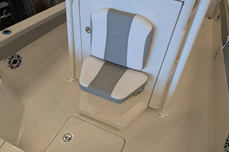 Slide: The Image of 2026 Ranger 2510 Bay boat seat with white and gray cushioned design. - 8