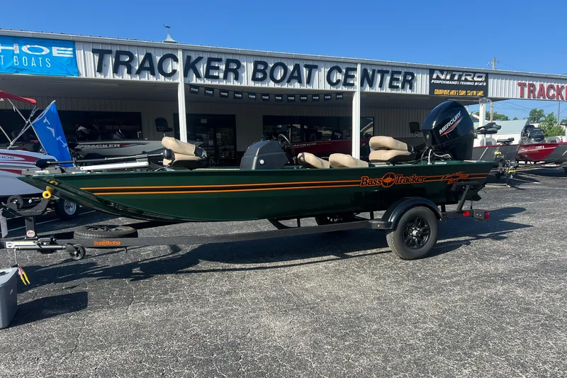 The Image of 2026 Tracker Bass Tracker Classic Limited boat at Tracker Boat Center. - 0