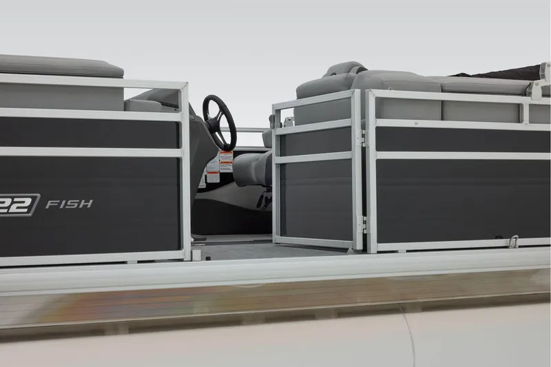 Slide: The Image of Sun Tracker SportFish 22 XP3 2026 - 120