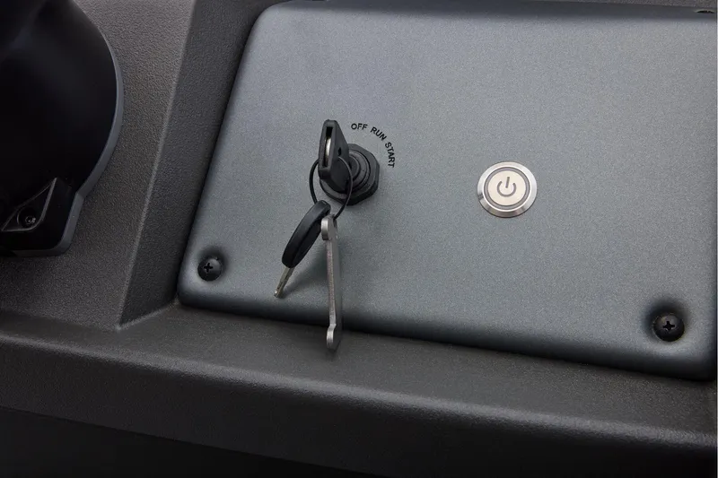 Slide: The Image of Sun Tracker SportFish 22 XP3 2026 - 97