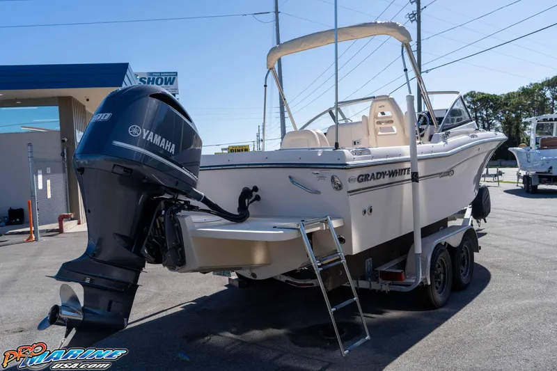 Slide: The Image of 2016 Grady-White Freedom 225 boat with Yamaha engine on trailer. - 13