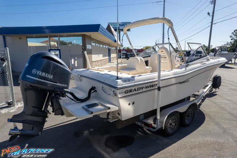 Slide: The Image of 2016 Grady-White Freedom 225 boat with Yamaha engine on trailer. - 15