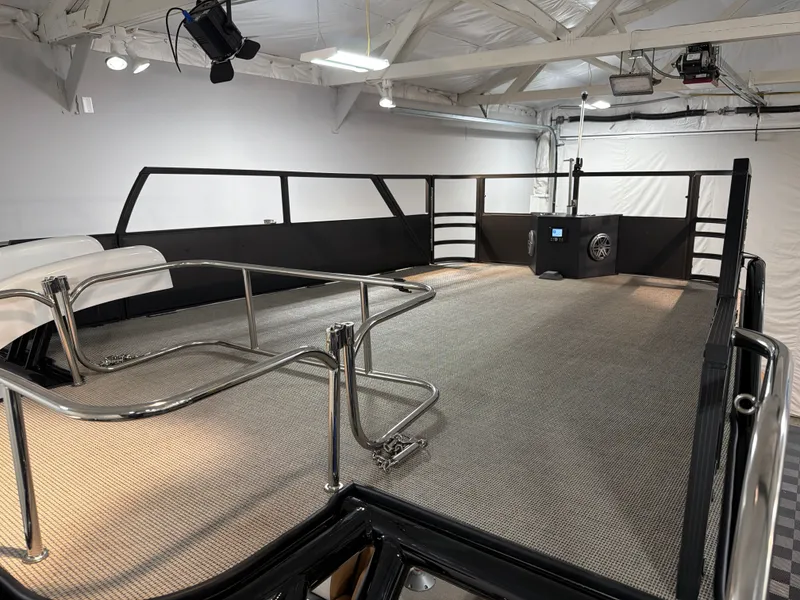 Slide: The Image of Harris Solstice RD 270 2026 - 9