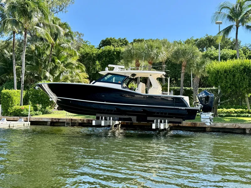 Slide: The Image of Scout 425 LXF 2025 - 27