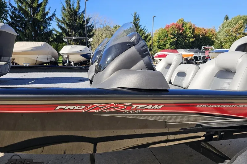 Slide: The Image of 2018 Tracker Pro Team 175 TXW boat with sleek design and comfortable seating. - 24