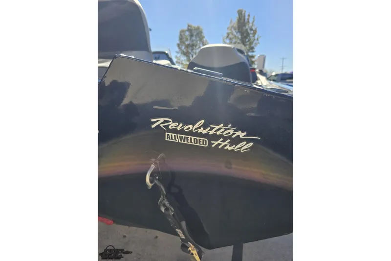 Slide: The Image of 2018 Tracker Pro Team 175 TXW boat with "Revolution All Welded Hull" logo. - 40