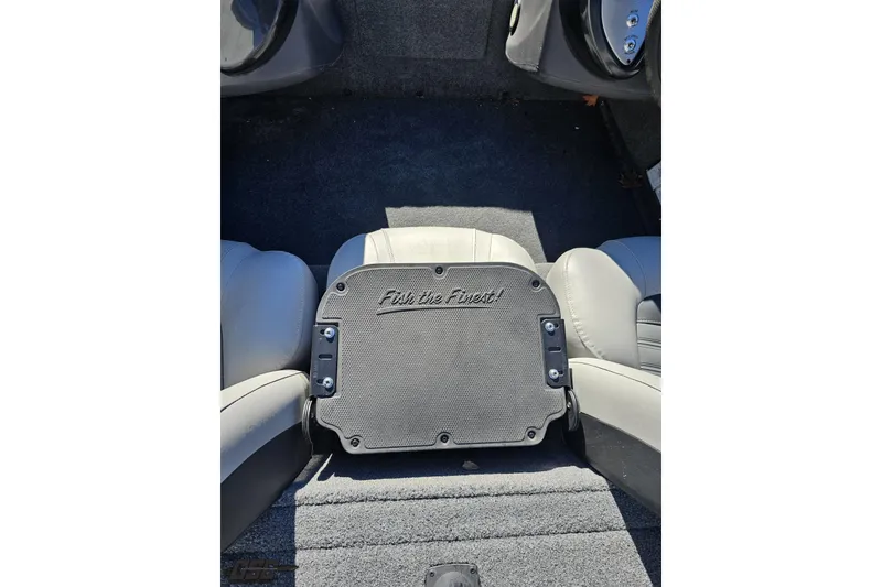 Slide: The Image of 2018 Tracker Pro Team 175 TXW boat interior with "Fish the Finest" seat detail. - 44