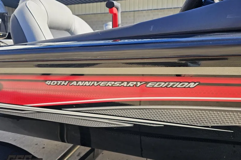 Slide: The Image of 2018 Tracker Pro Team 175 TXW 40th Anniversary Edition boat detail. - 6