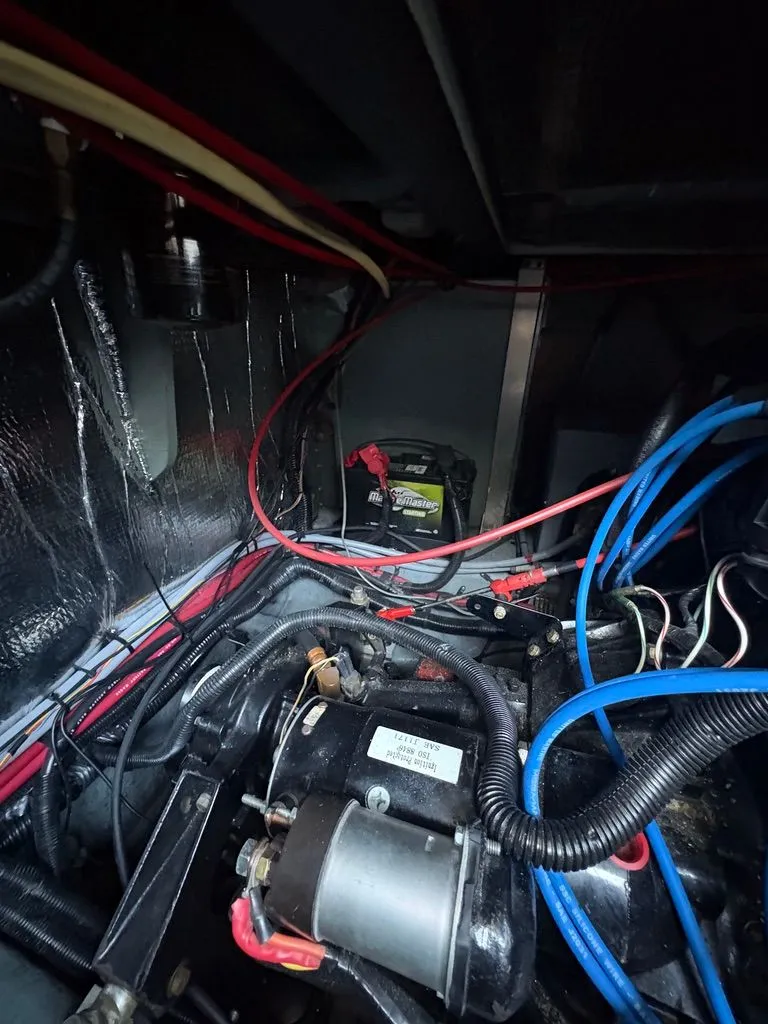 Slide: The Image of Sea Ray Sundancer 1991 - 25