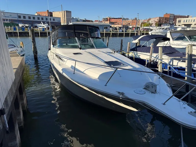 Slide: The Image of Sea Ray Sundancer 1991 - 4