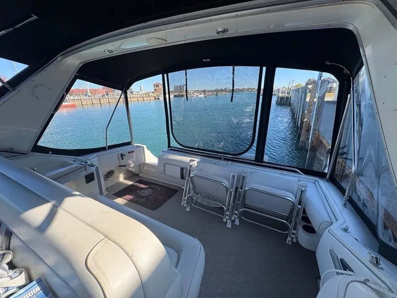 Slide: The Image of Sea Ray Sundancer 1991 - 5