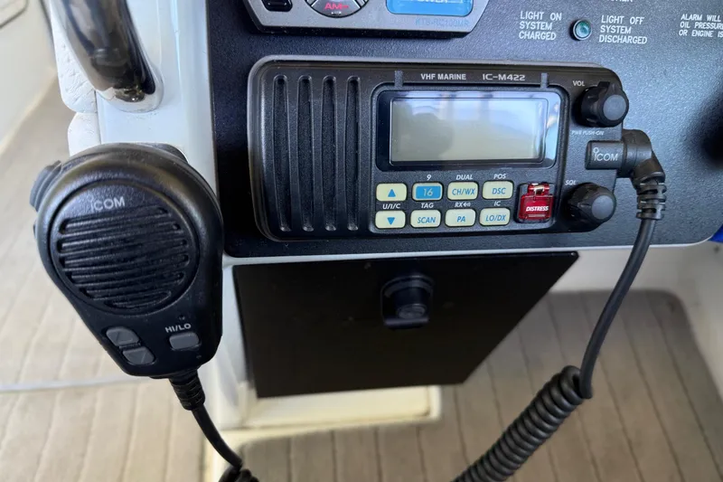 Slide: The Image of VHF marine radio on 2008 Formula 310 Bowrider boat dashboard. - 24