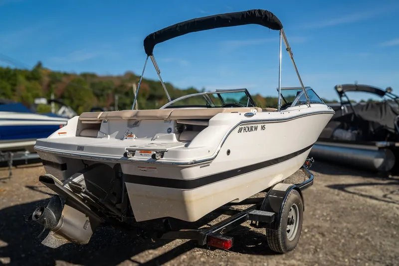 Slide: The Image of Four Winns H190 2018 - 7