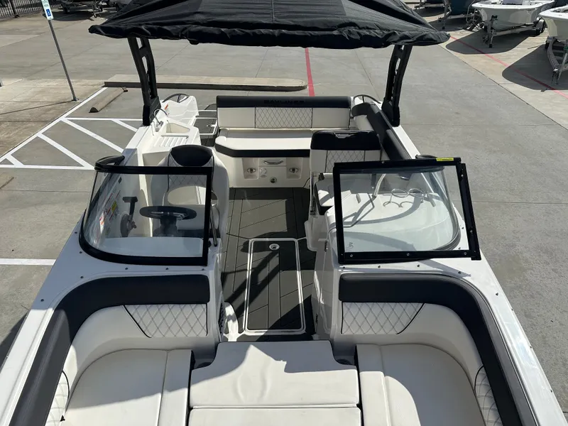 Slide: The Image of Bayliner D22I 2025 - 35