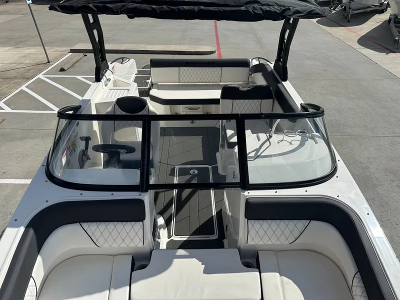 Slide: The Image of Bayliner D22I 2025 - 36