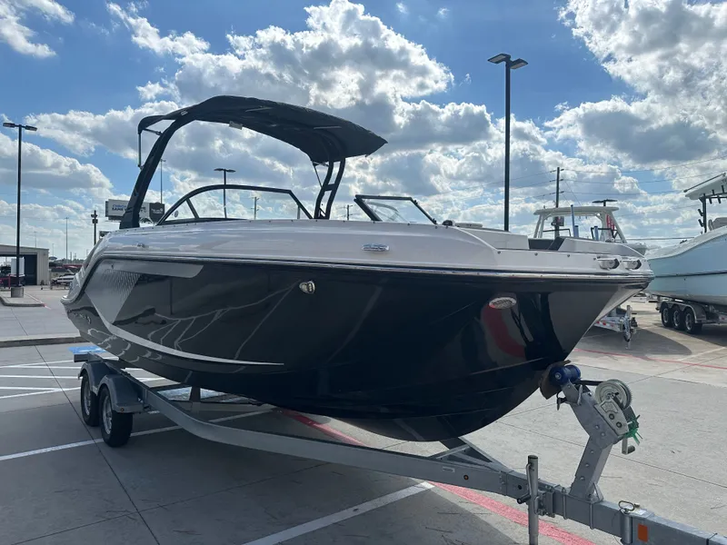 Slide: The Image of Bayliner D22I 2025 - 6