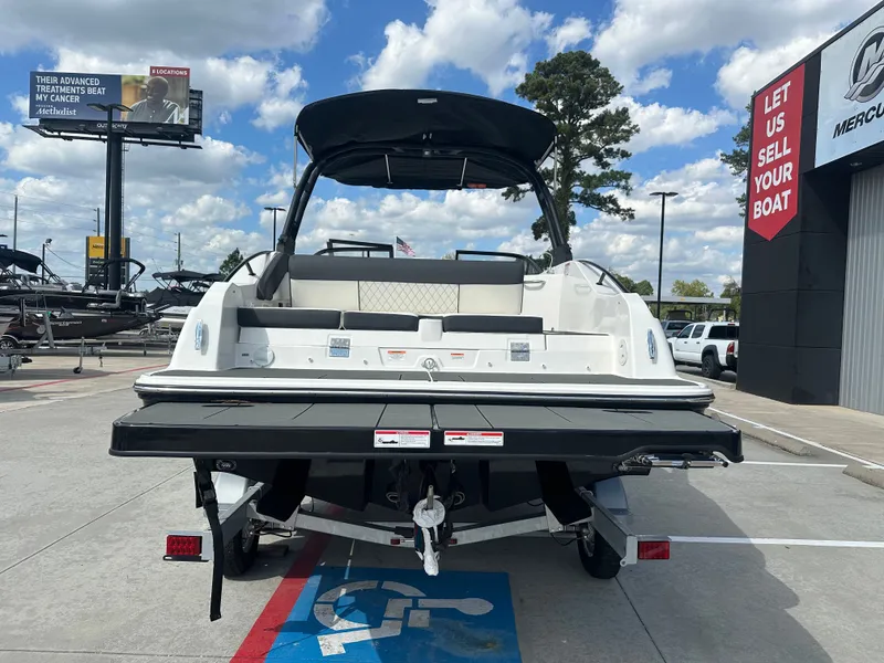 Slide: The Image of Bayliner D22I 2025 - 9