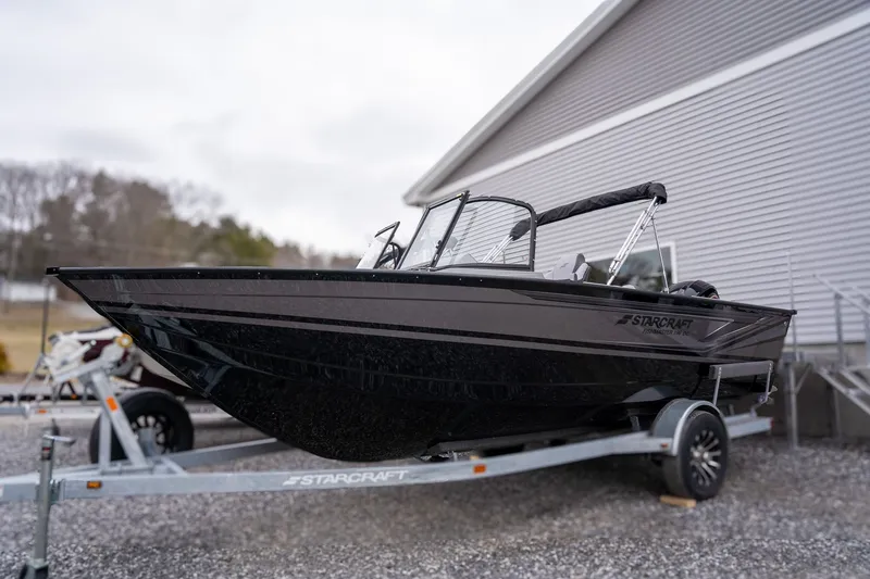 Slide: The Image of Starcraft FISHMASTER 196DC 2025 - 3