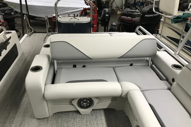 Slide: The Image of 2026 Avalon Venture 85 Versatile rear bench with modern seating and cup holders. - 10