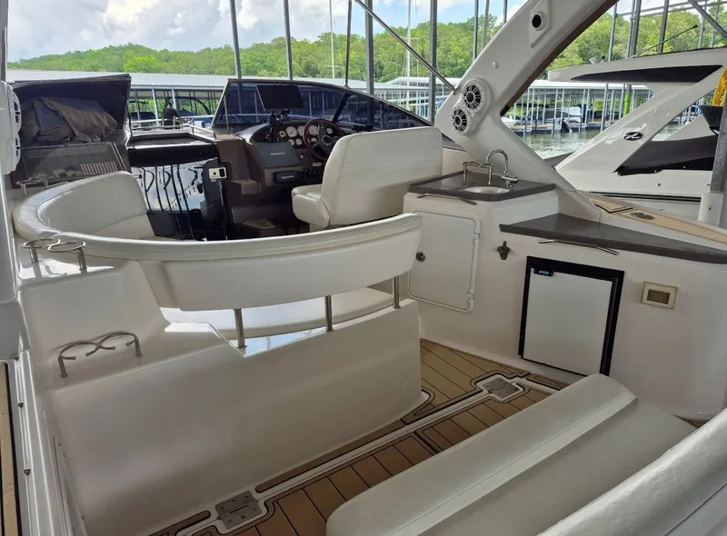 Slide: The Image of Regal 3360 Window Express 2006 - 10