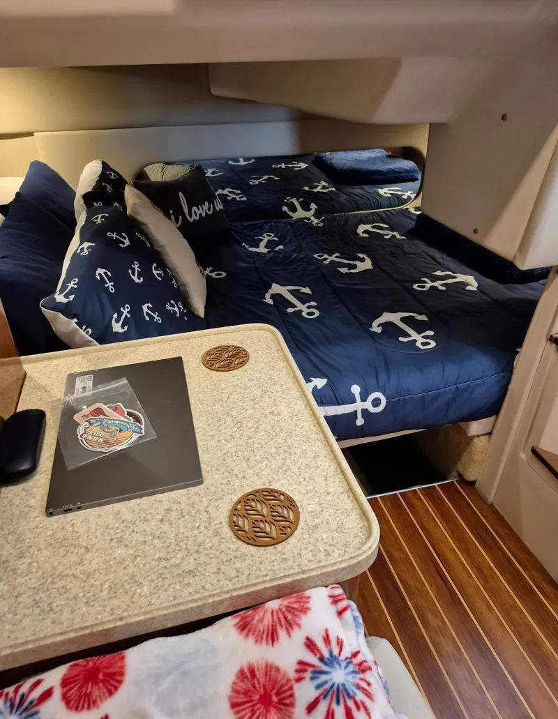 Slide: The Image of Regal 3360 Window Express 2006 - 38