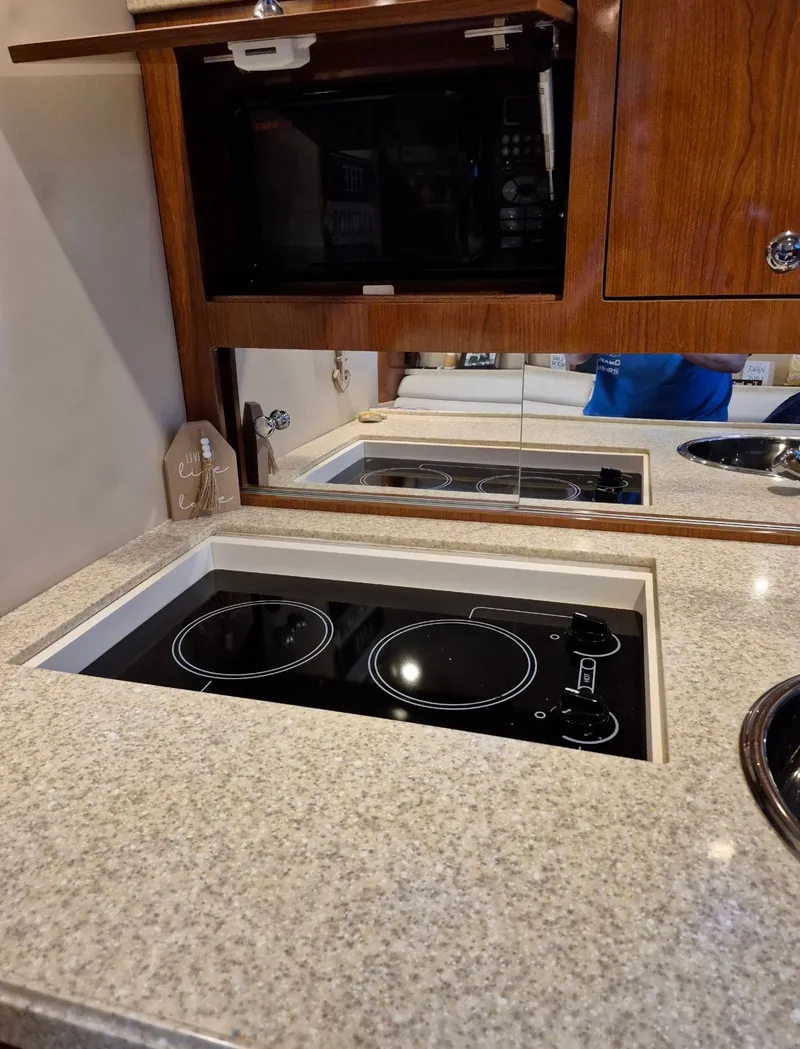 Slide: The Image of Regal 3360 Window Express 2006 - 41