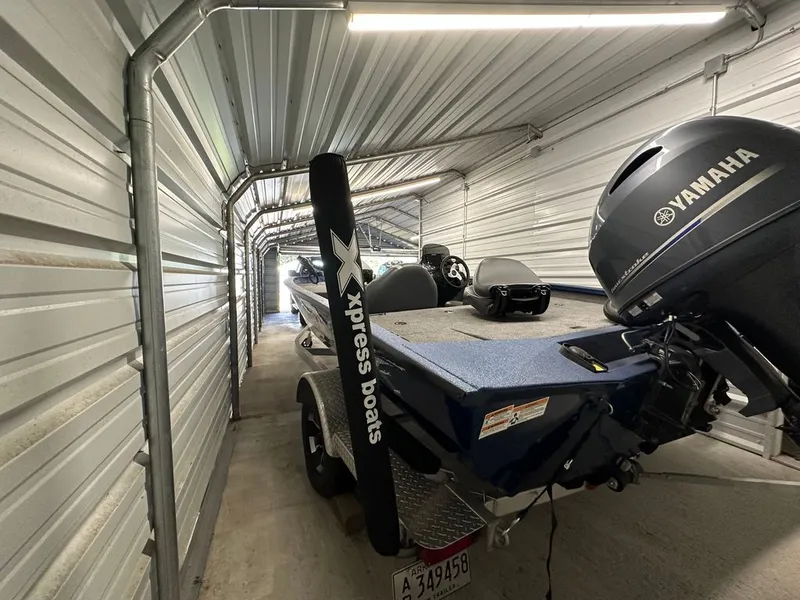 Slide: The Image of Xpress X17 Pro 2018 - 10