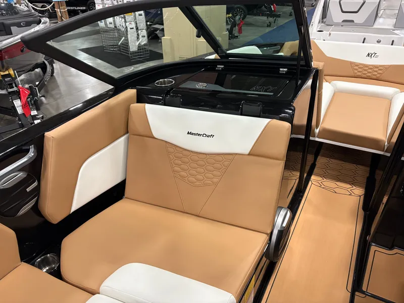 Slide: The Image of MasterCraft NXT22 2026 - 12