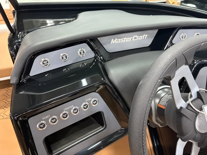 Slide: The Image of MasterCraft NXT22 2026 - 9