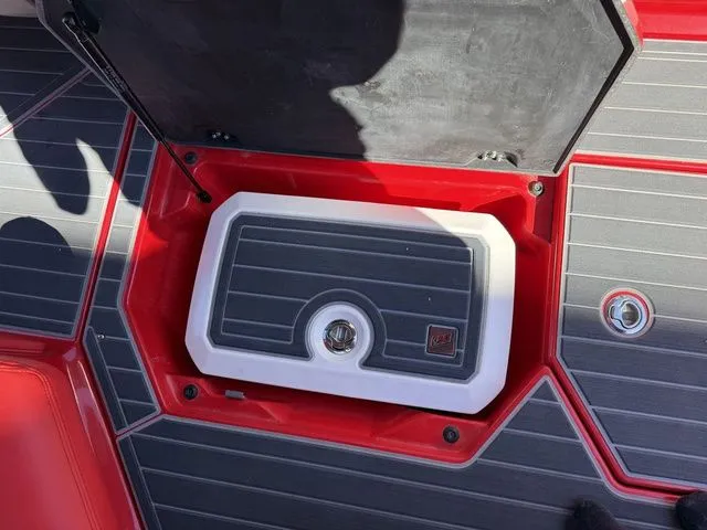 Slide: The Image of Nautique Super Air Nautique G23 Paragon 2021 - 14