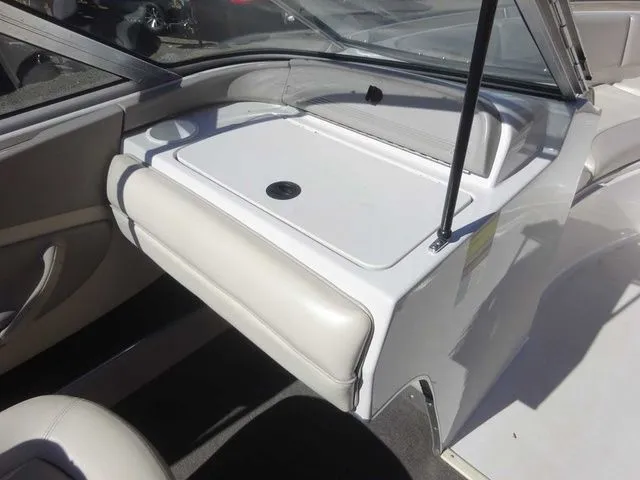 Slide: The Image of Four Winns 240 Horizon 1995 - 15