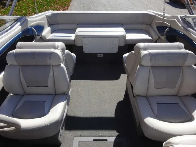 Slide: The Image of Four Winns 240 Horizon 1995 - 17