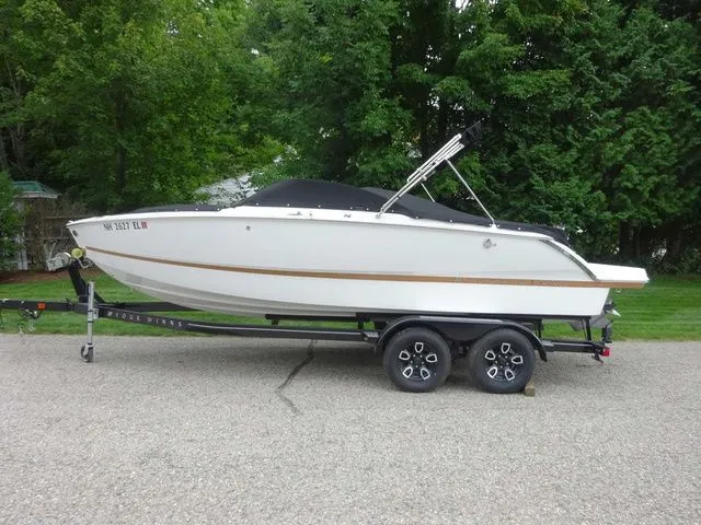 Slide: The Image of Four Winns H2 2023 - 25