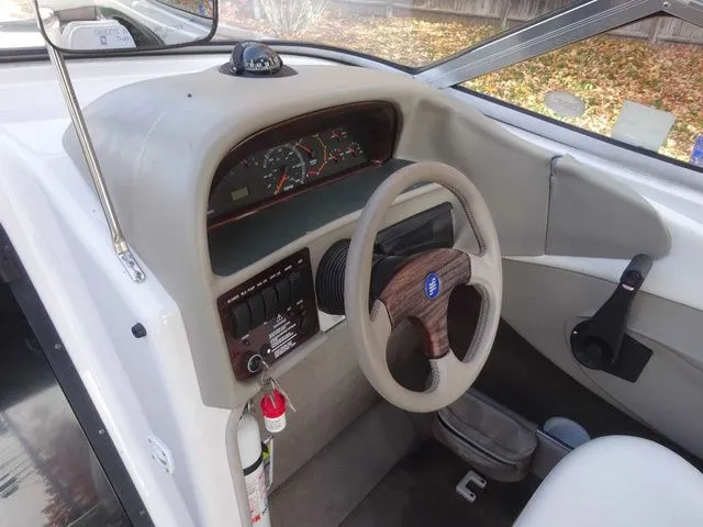 Slide: The Image of Four Winns 205 Sundowner 1998 - 12