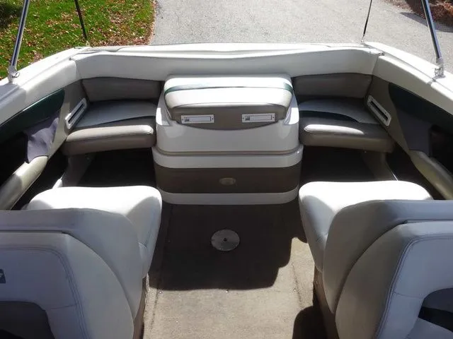 Slide: The Image of Four Winns 205 Sundowner 1998 - 13