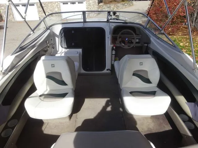 Slide: The Image of Four Winns 205 Sundowner 1998 - 6