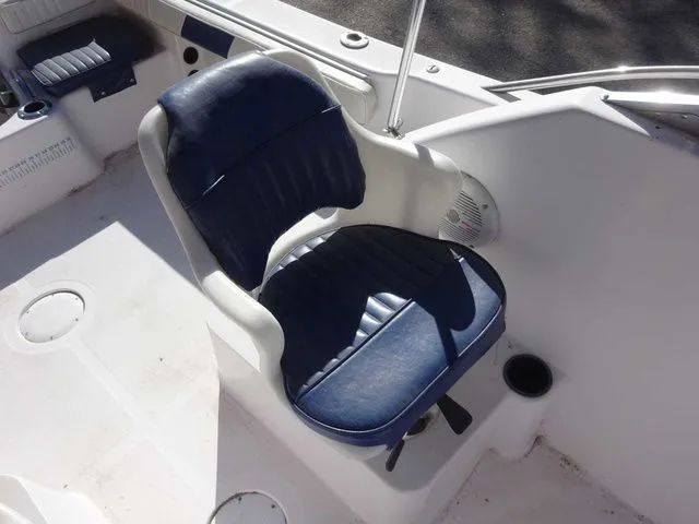 Slide: The Image of Pro-Line 20 Walkaround 2004 - 8