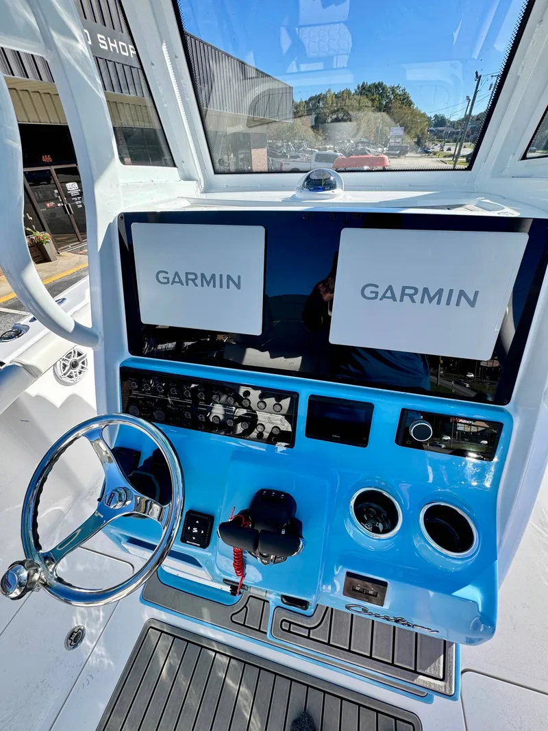 Slide: The Image of Tidewater 272 LXF 2026 - 12