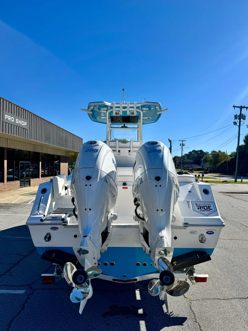 Slide: The Image of Tidewater 272 LXF 2026 - 5