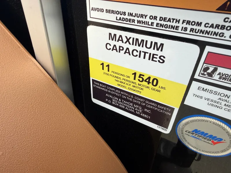 Slide: The Image of Tahoe LTZ 2385 Cruise Rear Bench (CRB) & Honda 4-Stroke EFI 2025 - 18