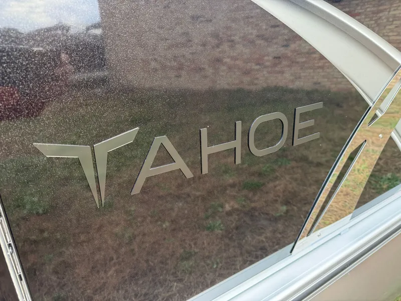 Slide: The Image of Tahoe LTZ 2385 Cruise Rear Bench (CRB) & Honda 4-Stroke EFI 2025 - 38