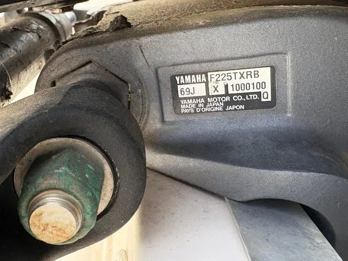 Slide: The Image of Yamaha F225TXRB engine label on 2002 Grady-White Marlin 300 boat. - 21