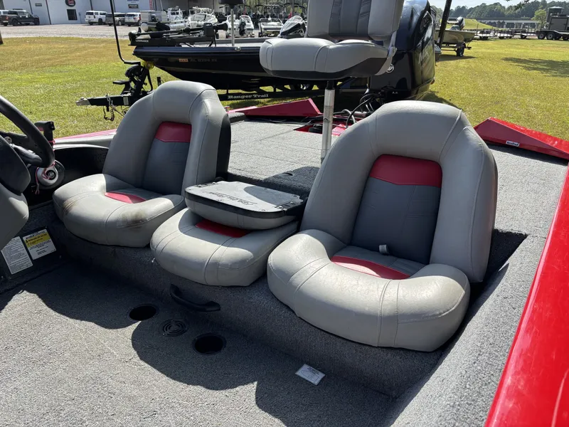 Slide: The Image of Tracker 175 TXW 2017 - 10